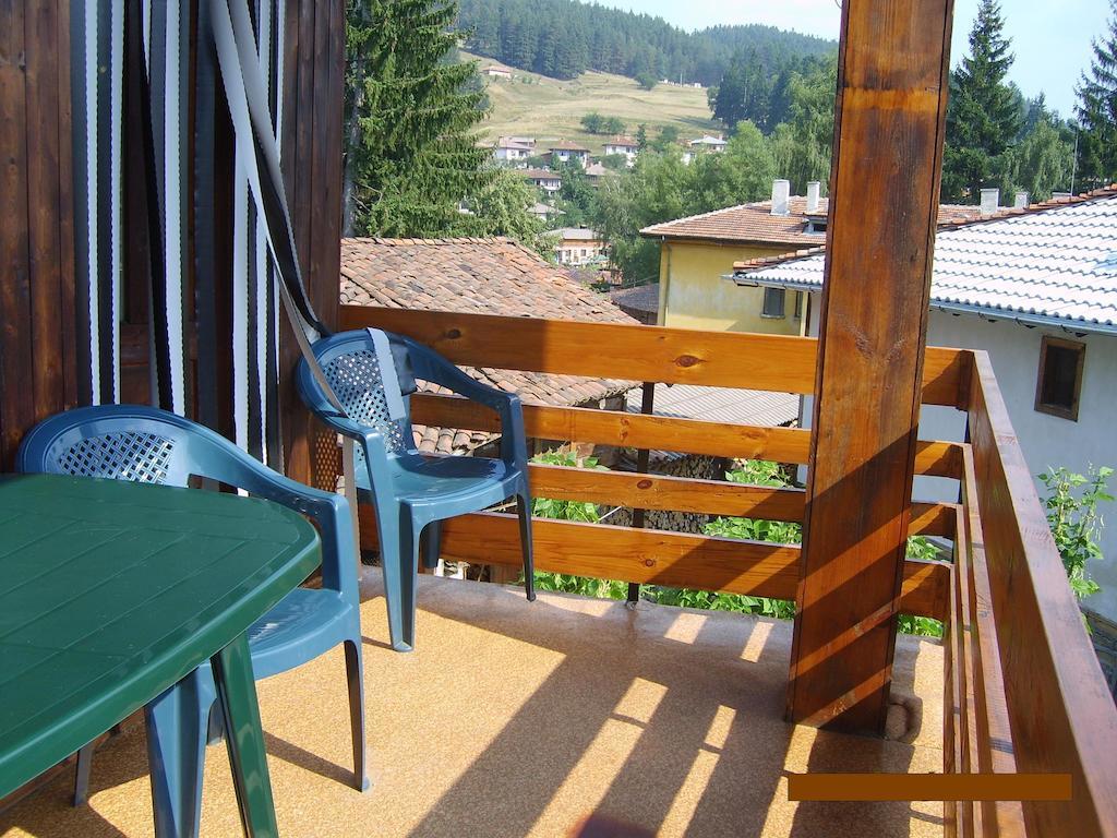 Guest House Terziiski โคปริฟชทิทซา ภายนอก รูปภาพ